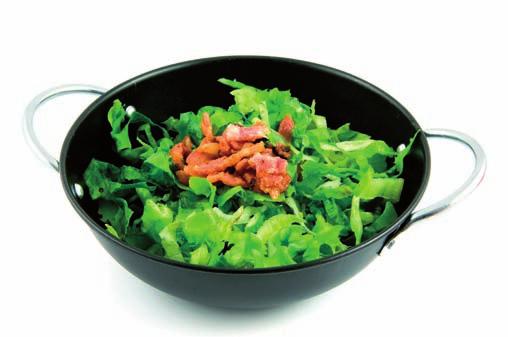 Nasıl sağlıklı yemek yapabilirsiniz? Türk mutfağında çoğu zaman sebze ile et karıştırılarak yemek yapılır Yemek pişirirken çok sıvı yağ veya yağ kullanılır.
