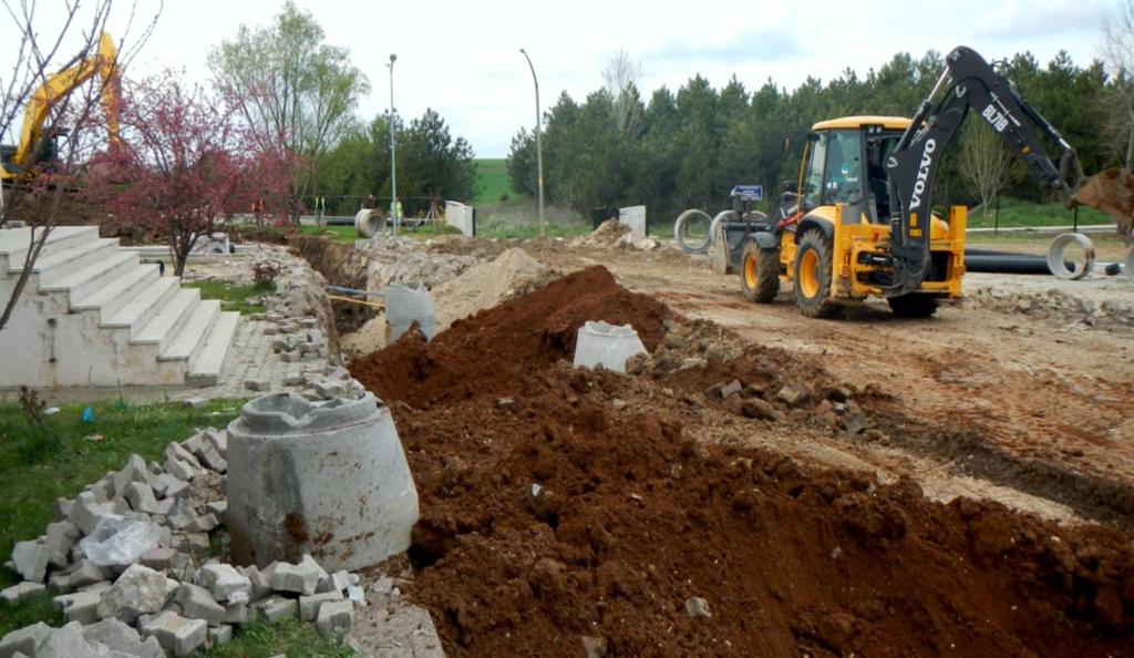 Proje kapsamında; a) Balkan Yerleşkesi Yüzme Havuzu ile Spor Tesisleri Yağmur Suyu ve Kanalizasyon Hatları Tadilat İşi, b) Teknik Bilimler MYO