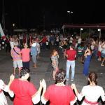 seyircilerden bol bol alkış aldı. Gösteri sonunda Bodrum Belediyesi adına meclis üyeleri, folklor ekibine teşekkür plaketi sundu.