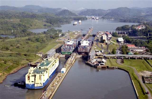 com/panama-canal-pictures/crosssections.jpg, (03.08.2009).