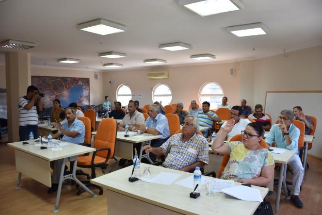 Didim Belediye Meclisinin Ağustos ayı meclis toplantısının ikinci birleşimi Belediye Başkanı A. Deniz Atabay başkanlığında yapıldı.