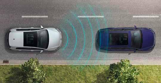 60 km/s hıza kadar trafikte aracın kontrolünü devralan bu sistem, sensörler yardımıyla öndeki araçla güvenli takip mesafesini ayarlarken aynı zamanda aracın şeritte kalmasına da yardımcı olarak yarı