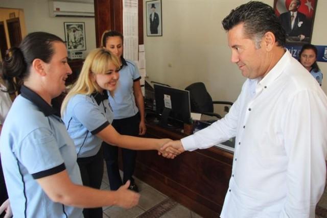 yıl dönümü ve 1-7 Eylül tarihleri arasında kutlanan Zabıta Haftası dolayısıyla Bodrum Belediye Başkanı Mehmet Kocadon, Bodrum Belediyesinde görevli
