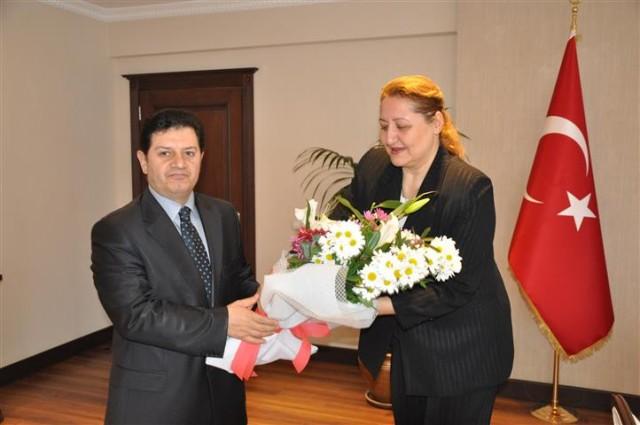 Mehmet Gödekmerdan ı ziyaret etti. Ziyarette Müdür Yardımcısı İsmet Bakın, Gelir Uzmanı Aylin Arıcan ve Gelir Uzmanı Burak Akkurt hazır bulundular.