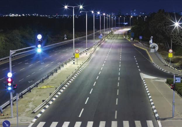 Sokak ve Otoyol Aydınlatma Armatürleri / Street Lighting Fixtures RoadMaster M RoadMaster M Solar RoadMaster L Falcon Genel Özellikler General Features Uluslararası