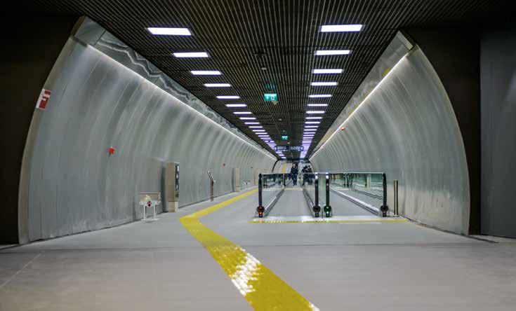 İstanbul Metrosu İstanbul Büyükşehir Belediyesi tarafından İstanbul da kent içi raylı sistemlerin işletmeciliğini yapmak üzere kurulan İstanbul Ulaşım A.Ş.