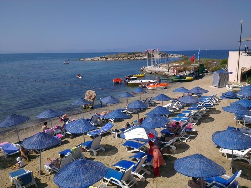 Yüzme alanı Motorsuz su sporları da (deniz bisikleti, kano