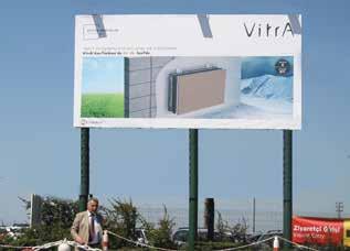 Megaboard BATI Girişi'nin karşısındaki otopark girişinde yer alan, büyük boyutlu reklam panosu ile fark edilmemeniz imkansız.