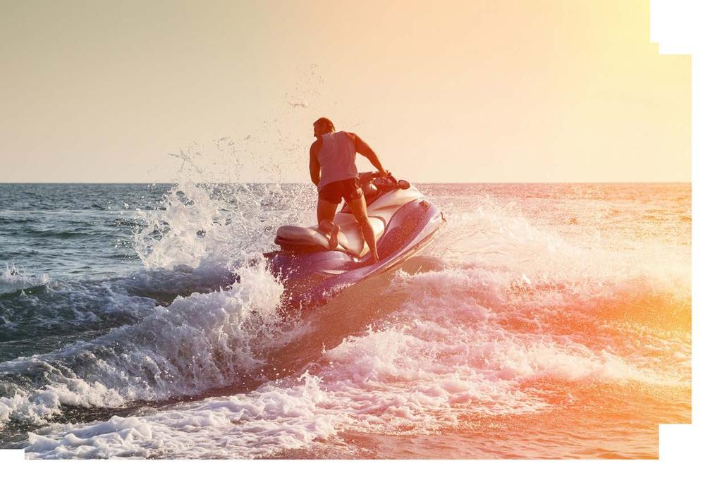 jet ski ile rüzgarla yarışın.. Denizin tadını doyasıya çıkarırsınız. Only in Marina Houses.