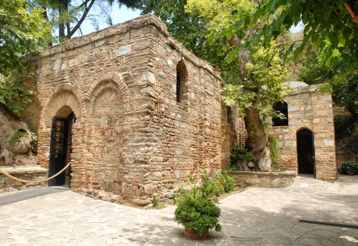 MERYEM ANA NIN EVİ Meryem Ana nın Selçuk ta bulunan bu evi, ölmeden önceki