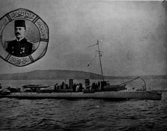 SULTANHİSAR TORPİDOBOTU EK D Yüzbaşı Ali Rıza Bey komutasındaki Sultanhisar Torpidobotu, 30 Nisan 1915 tarihinde Boğaz a girdiğini tespit ettiği Avustralya ya ait AE-2 Denizaltısını, top ve torpido