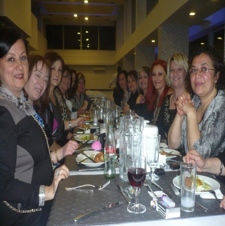 BRUNCH ORGANİZASYONU Bu nedenle 15 Mayıs 2011 tarihinde Naci Usta Restaurant ta Konsey üyelerimiz ve ailelerinin katılımları ile Sosyal ilişkiler Alt Konseyimizin organizasyonu ile Brunch aktivitesi