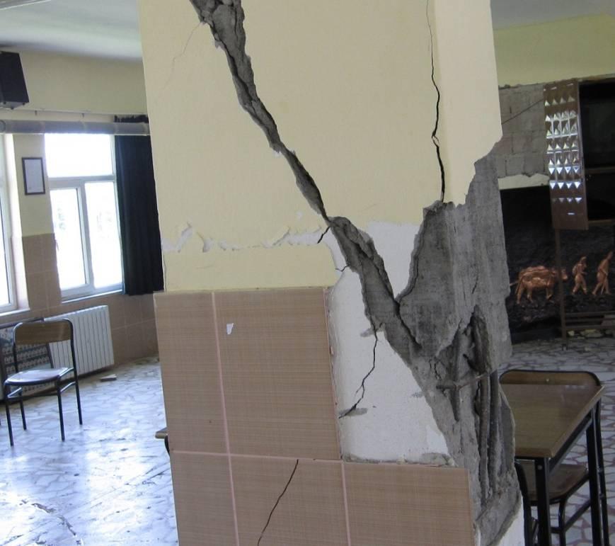 26'da gösterilen Nurullah Koyuncuoğlu Anadolu Lisesi hasar alan yapılar arasındadır.