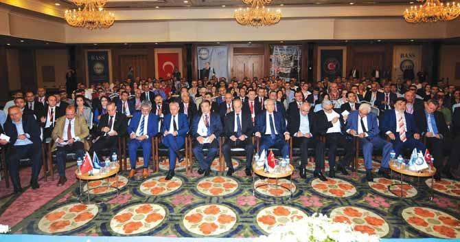 TÜRK-İŞ Genel Başkanı Ergün Atalay, TÜRK-İŞ Eğitim Sekreteri Nazmi Irgat ve TÜRK-İŞ Teşkilatlandırma Sekreteri Eyüp Alemdar ve çok sayıda davetli katıldı.