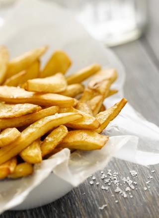 Bulaşıklarda parlaklık devri! Piliç çevirme ve Fritto patates kızartma özellikli solo fırın ile mükemmel lezzetler. Üstelik şimdi fiyatlarla!