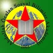 15 ŞUBAT ULUSLARARASI KOMPLOSU İNSANLIĞA KARŞI BİR SALDIRI, BİR İNSANLIK SUÇUDUR 9 Ekim 1998 yılında fiilen başlayıp, 15 Şubat 1999 tarihinde Önder APO'nun tutsak alınmasıyla sonuçlanan uluslararası