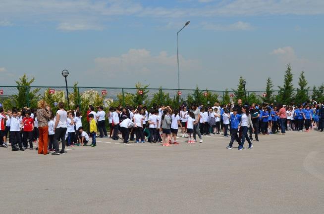 günü; Turkuaz sınıf öğrencilerimizden Güney Çelik sınıf arkadaşlarına