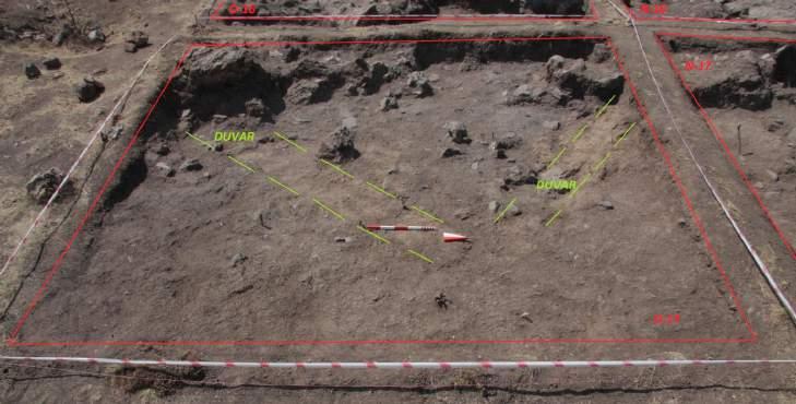 adlandırılan (B.0501) yeni birimin kazılmasına başlanmıştır. Bu kültür dolgusu (B.