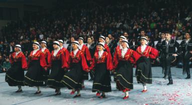 Afla da, bir foto raf ve bir f kra verilmifltir. Foto - ra f inceleyiniz, f kray okuyunuz ve bilgi notundan da yararlanarak sorular yan tlay n z.