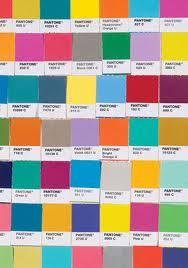 PANTONE L: 44.