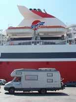 lider olup, Superfast Ferries ve Blue Star Ferries ile Yunan iç piyasasında ve Adriyatik Denizinde 40'ın üzerinde istikamete ulaşmanın mükemmel yolunu sunmaktadır.