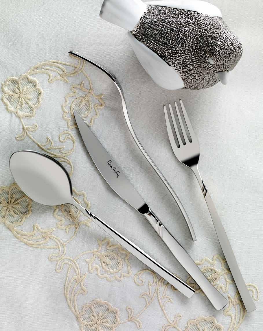 LILY MIRROR LILY PARLAK YEMEK BIÇAĞI Table knife 71103492 6,5 mm 226 mm 125.00 TL 71103491 4.00 mm 210 mm 95.00 TL 71103490 4,00 mm 210 mm 95.00 TL PASTA BIÇAĞI Cake knife 71103496 5,8 mm 115.