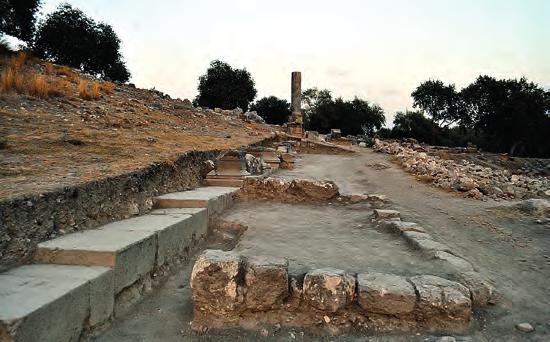 Kazı evi alanında ilk etapta prefabrik malzemeden 100 m 2 lik geçici bir kapalı mekânın inşası 2012 yılında tamamlanmıştır.