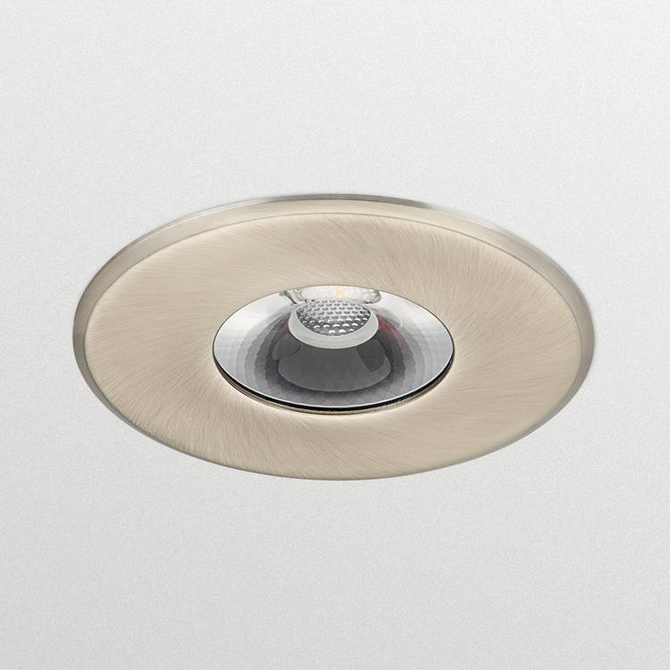 CoreLine Recessed Spot Özellikler Sabit ve ayarlanabilen modeller olarak mevcuttur Farklı gövde rengi kullanılabilir Renk sıcaklığı seçeneği: 2700, 3000, 4000 K ve DimTone (3000K - 2200K dimleme