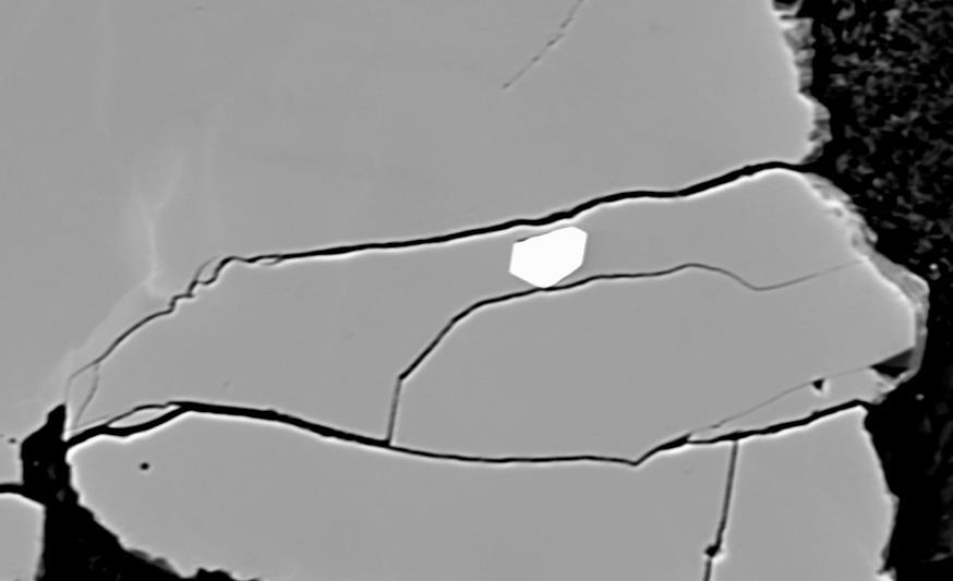 Cr 2 O 3 ~% 55 Cr/Fe oranları stratiform kromitlere göre daha yüksektir. Cr/Fe~2-3,3, Al içerikleri de yüksektir.