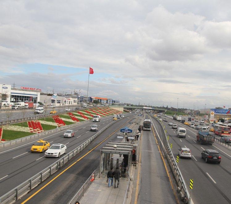 2016 GEÇMİŞTEN GÜNÜMÜZE Metrobüs sistemi ilk olarak Topkapı-Avcılar hattında hizmete başladı.