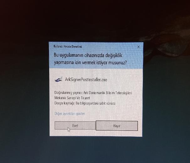 exe dosyası tıklanarak kurulum basamakları takip edilir.