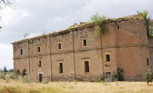 İçerdeki freskoların birinin yanında görüllen 1849 yılı bezemelerin yapıldığı tarih olmalıdır.