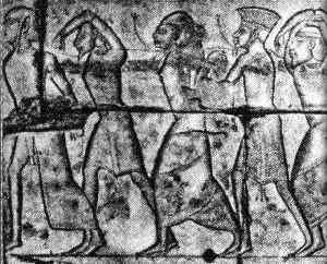 Eski Mısır anıtlarında, Mısırlıların ticaret istatistiklerine ve nüfus sayımlarına ilişkin belgeler bulunmuştur.