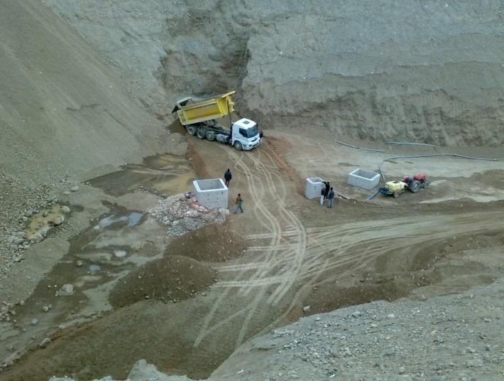 su alma yapısının dolguya başlarken sağ yamaçtan