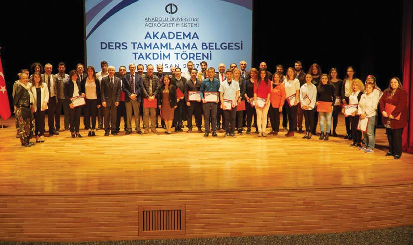 AKADEMA da Başarılı Olan Katılımcılara Tamamlama Belgeleri Verildi Anadolu Üniversitesi Rektör Yardımcısı Prof.Dr.