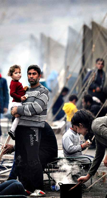 KOPUŞ TAN UYUM A KENT MÜLTECİLERİ Fotoğraf: Nikolay Doychinov/AFP/Getty Images Türkiye de sadece GK kapsamındaki Suriyeliler esas alındığında, kendi nüfusunun % 4 ünden daha fazla mülteci barındıran