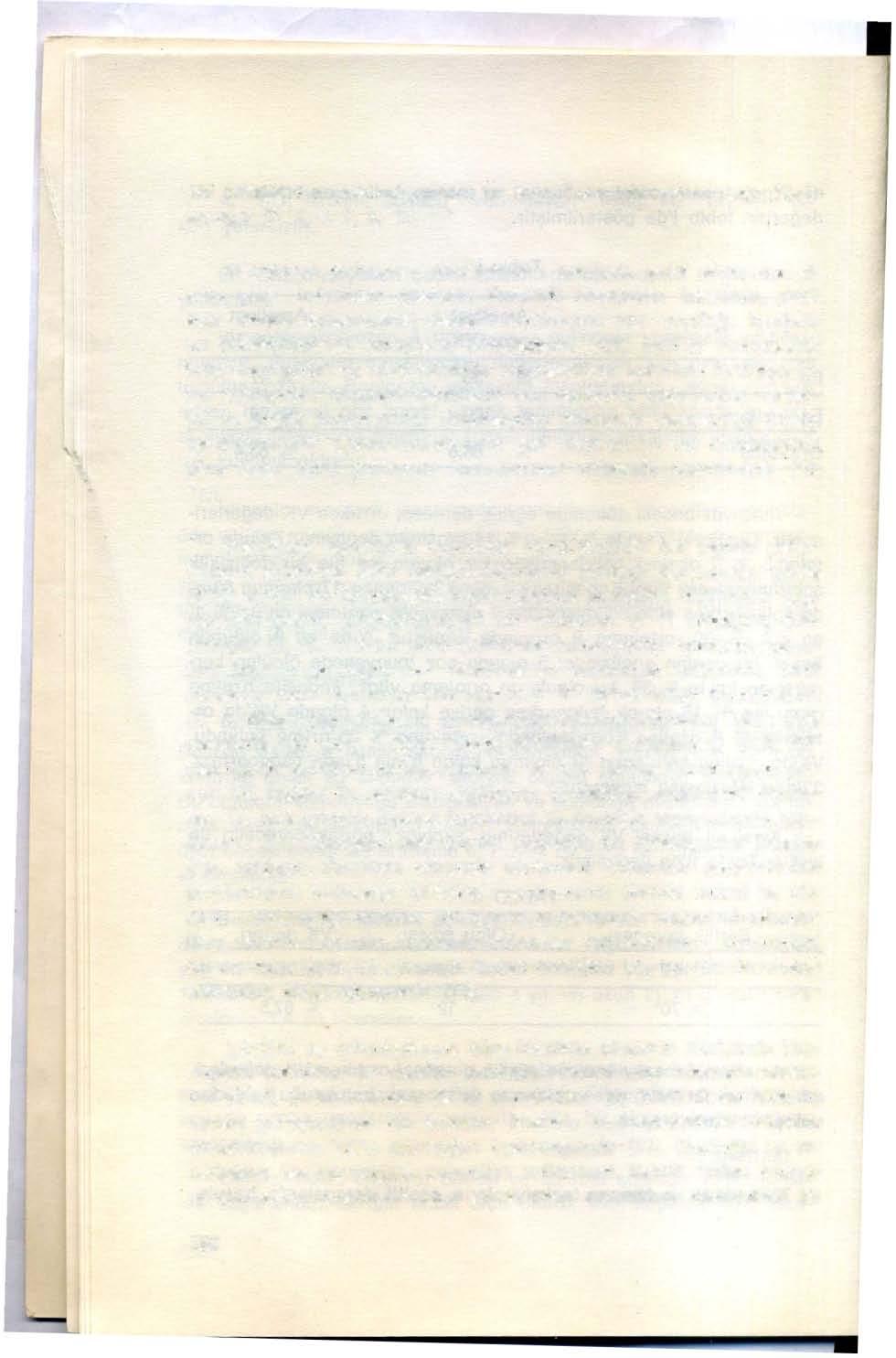 yor olması, bir. çok oraştırıcıyı bu konu üzerinde araştırmaya sevketmiştir (2, 4, 6, 7, 9, 10, 11). Skolyozun pulmoner fonksiyonları etkileyiş şekli skolyoz:un tipine göre farklılıklar gösterir.