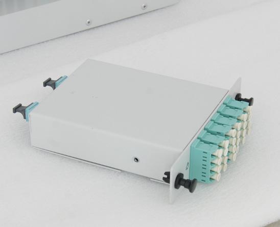 Fiber Patch Paneller MTP & MPO Kaset Modülleri Genel Bakış Canovate MTP kaset modülleri, MTP ve LC & SC standart konektörleri arasında güvenli ve güvenilir geçiş sağlar.