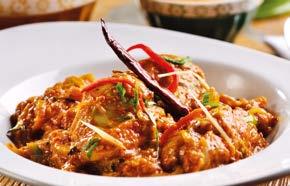 BUTTER CHICKEN 52 Makhani soslu krema, bal ve tereyağlı tandırda pişirilmiş tavuk köri.