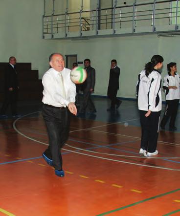 Fatin Rüştü Zorlu Anadolu Lisesi Spor Salonu Kartal Hacı Hatice Bayraktar Lisesi Spor Salonu Kartal