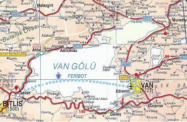 20 2.7.5 Fatmalı-Çemişgezek geçişi Bu geçiş hattında 60. Yıl isimli feribotla yolcu ve araç taşımacılığı yapılmaktadır. Feribotun boyu 27 metre, genişliği 8,5 metre, derinliği ise 3 metredir. 2.7.6 Baskil-Battalgazi geçişi Bu hatta geçiş Elazığ-Baskil ve Battalgazi-Baskil adlı 2 feribot ile yapılmaktadır.