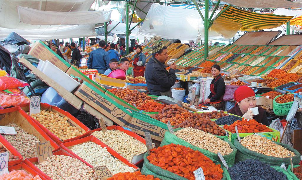 Kırgızistan ın 2010 yılında 1,7 milyar dolarlık ihracat, 3,1 milyar dolarlık da ithalat gerçekleştirdiği görülüyor.