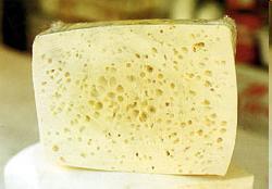 Türkiye de Üretilen Gözenekli Peynirler Mihaliç Kars Gravyeri Tulum Peyniri Genellikle çiğ sütten üretilir ve geleneksel
