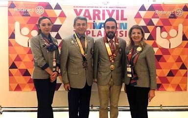 Film Festivali için hazırladık. Yeşilköy RK Meslek Hizmet Ödül töreninde sıradışı ilkokul öğretmeni Ahmet Naç a ödülünü takdim ettik.