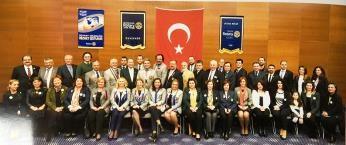 Fatih Rotary Ziyaretlerimizi tamamladık ve böylece Kulübümüz Başkanı Kadri Buldanlı ve Kulüplerimizin % 93 ini ziyaret etmiş olduk.