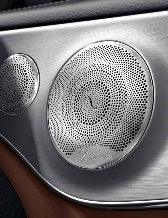 44 Kulaklarınıza inanamayacaksınız. İsteğe bağlı Burmester Surround ses sistemi en yüksek beklentilere sahip dinleyicileri bile şımartıyor.
