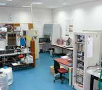 2011 yılı içinde ıslak litografik prosesler ve ratuvarı için temiz odaya dönüştürülmekteline gelmiş olan Yarıiletkenler Fiziği ve Teknolojisi Araştırma Laboratuvarlarına İleri Litograrekli altyapının