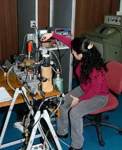 Üniversite ve Kamu Kurumları Araştırma Merkezleri Yürütülen Çalışmalar Kuantum Kuyulu İnfrared Fotodetektör Yapılarda Elektronik Transport Olaylarının İncelenmesi Yarıiletken Tabanlı Parçacık