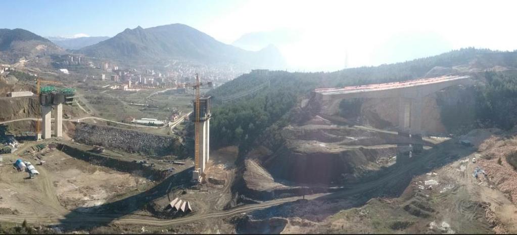 Kalıp ve tabliye üzerinde birden fazla kontrol noktası oluşturulmalıdır. Şehzadeler viyadüğünde kabul edilen referans noktası Şekil 8. de görülmekte olan kenar ayak üzerindeki sabit bir noktadır.