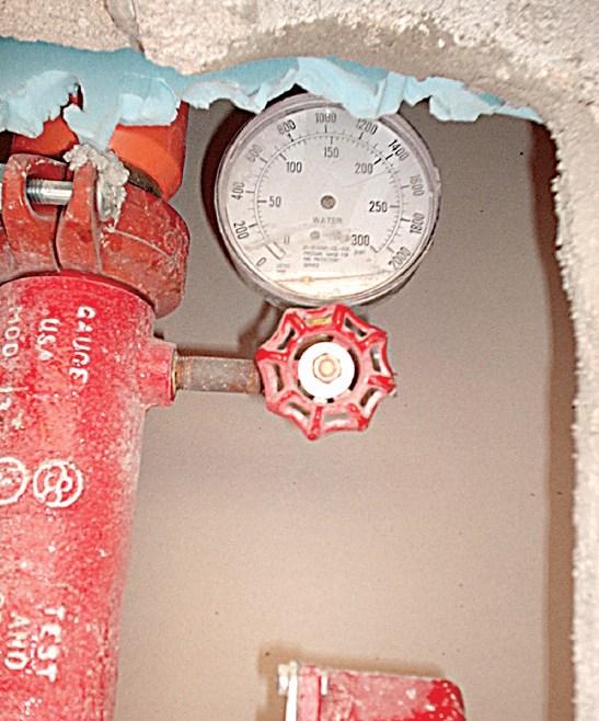 Manometrenin doğru ölçüm yapıp yapmadığı kontrol edilmelidir. (NFPA 25 13